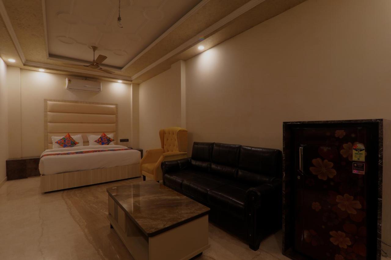勒克瑙 Shri Tirupati Residency酒店 外观 照片