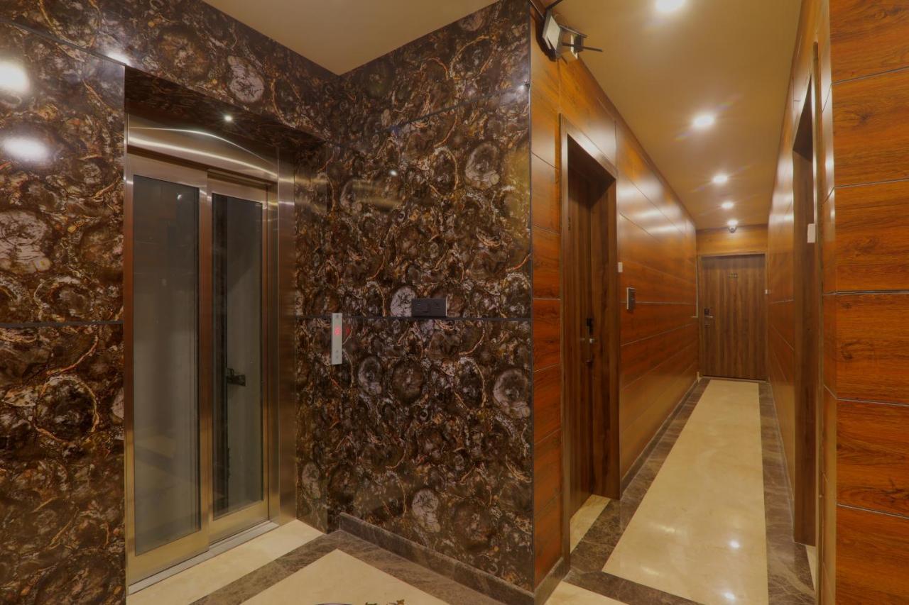 勒克瑙 Shri Tirupati Residency酒店 外观 照片